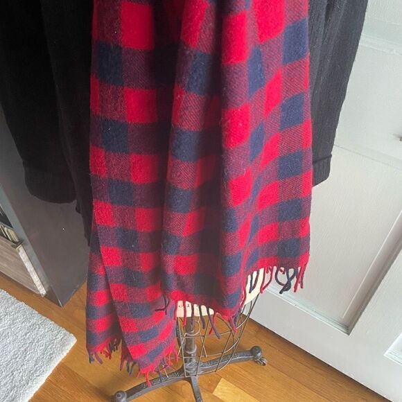 J CREW | MADEWELL | GAP | preppy red & navy blanket wrap scarf - Picture 6 of 7